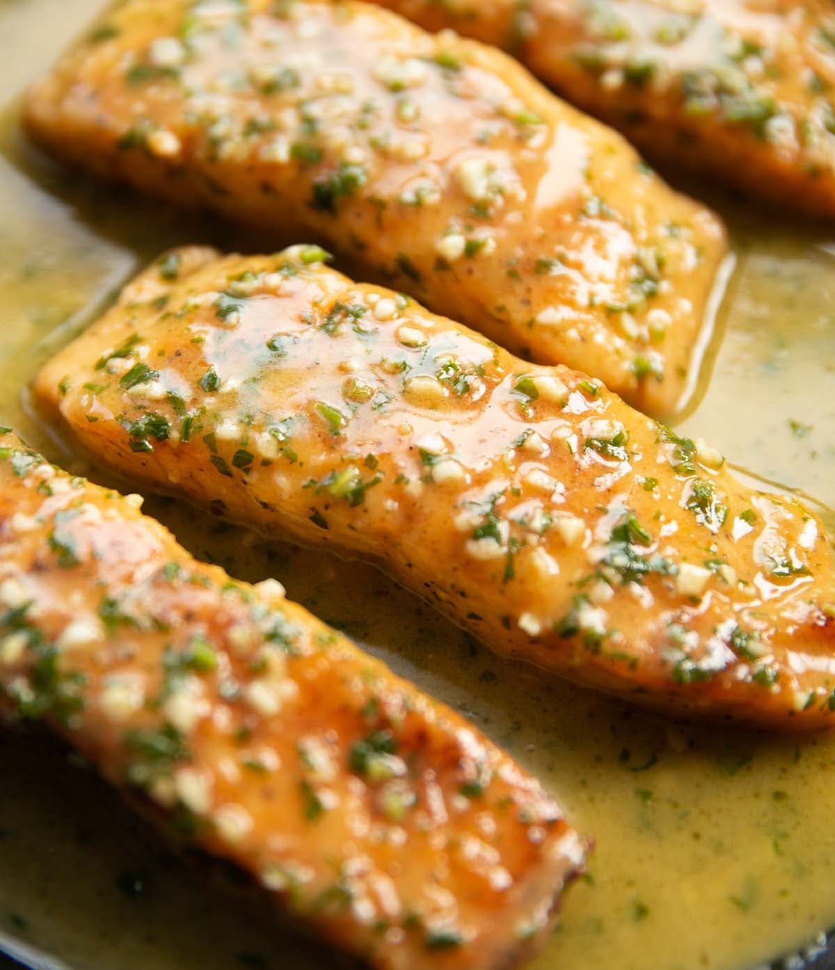 Garlic Butter Salmon with Golden Pan-Fried Crust and Fresh Lemon