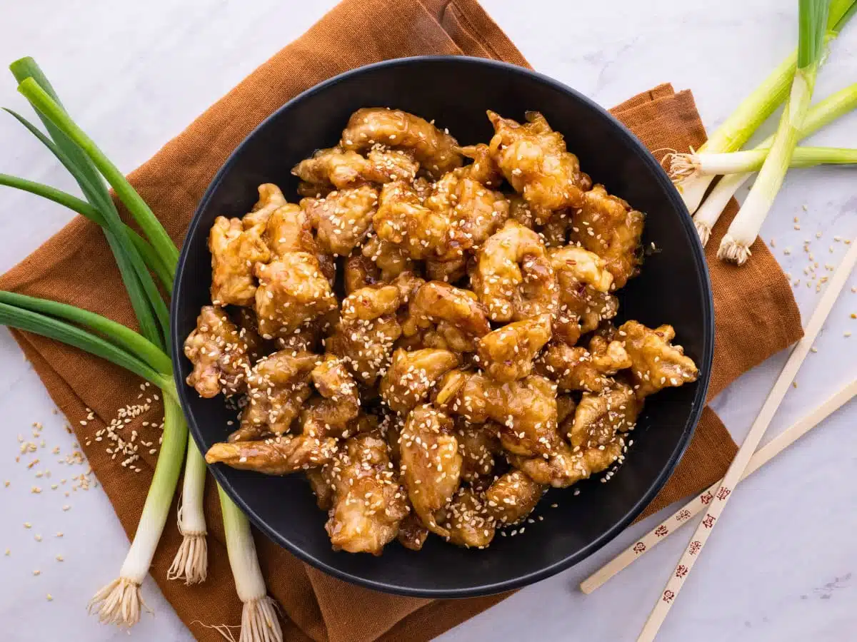 Easy Sesame Chicken with Crispy Tempura Coating